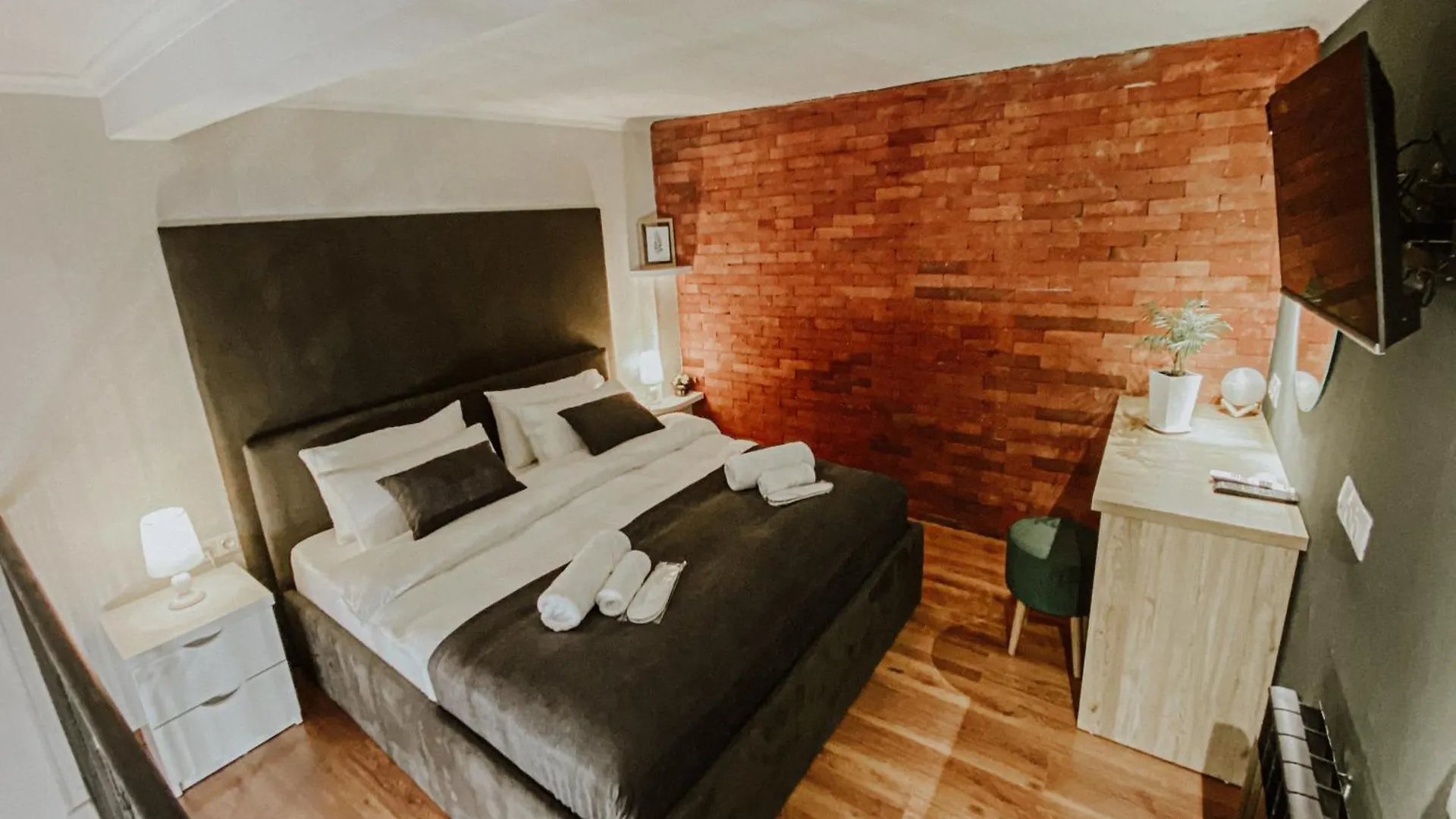Luxury Duplex Studios - City Center Tbilisi Apartmán